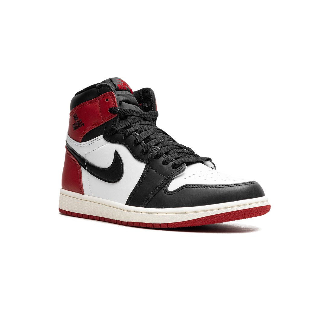 Jordan 1 Retro High OG Black Toe Reimagined DZ5485-106 product image 4