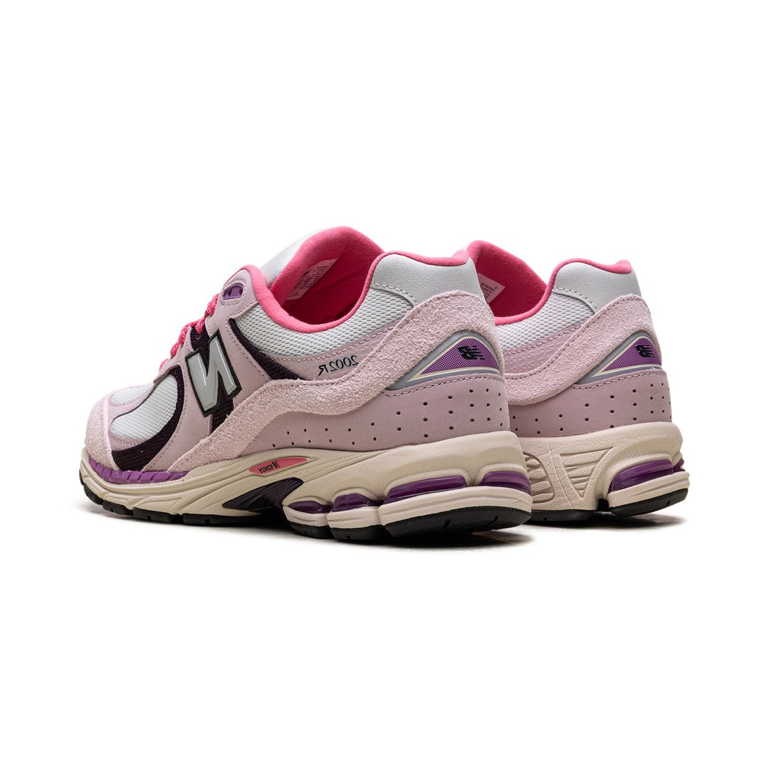 New Balance 2002R Ripstop Black U2002RTG product image 3