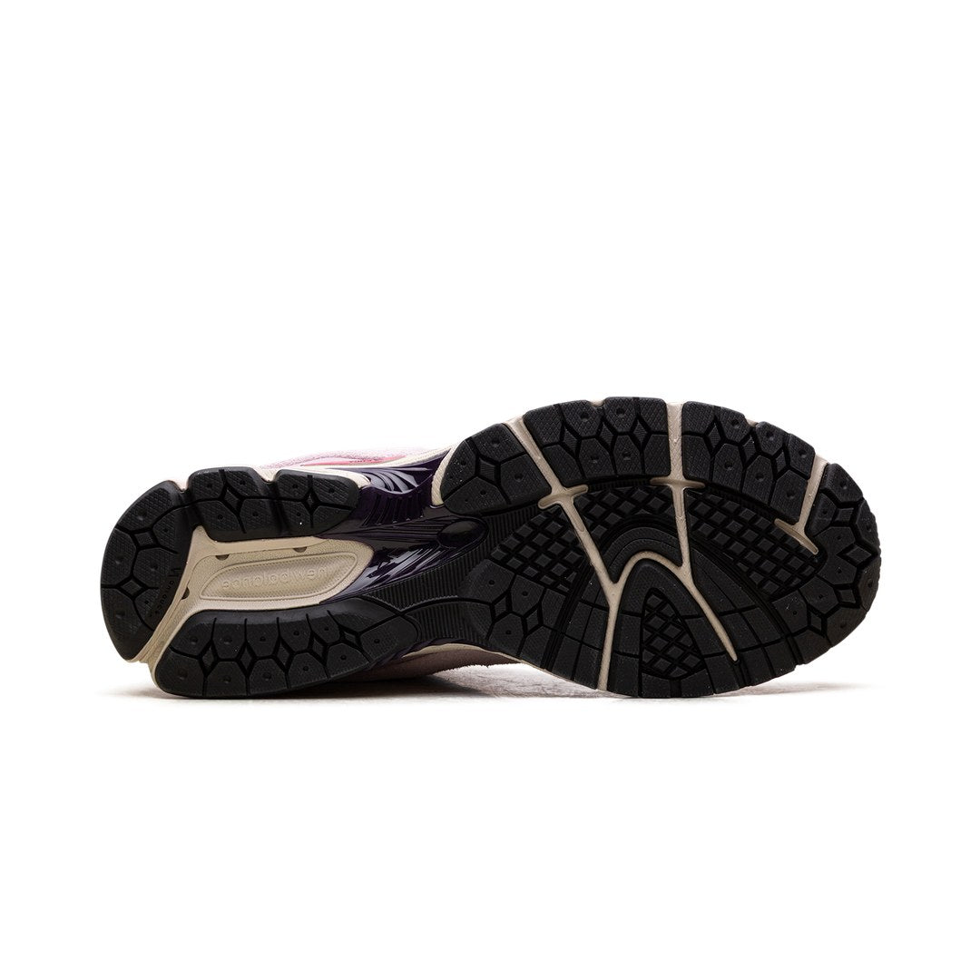 New Balance 2002R Ripstop Black U2002RTG product image 5
