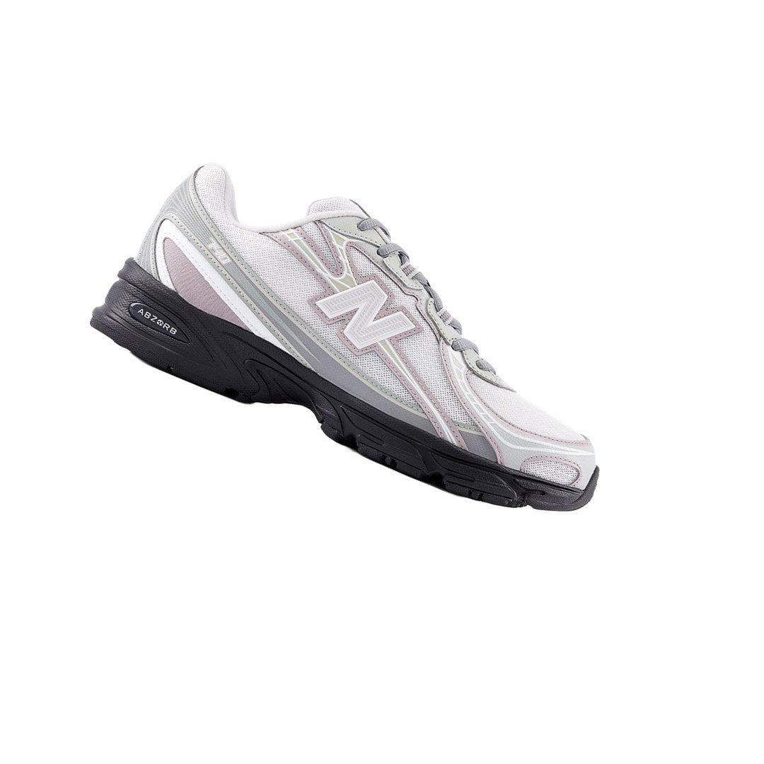 New Balance 740 Silver Metallic Rain Cloud U7403UQ product image