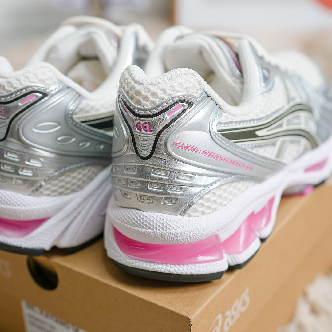 ASICS GEL-Kayano 14 Women’s — tongue and collar detail