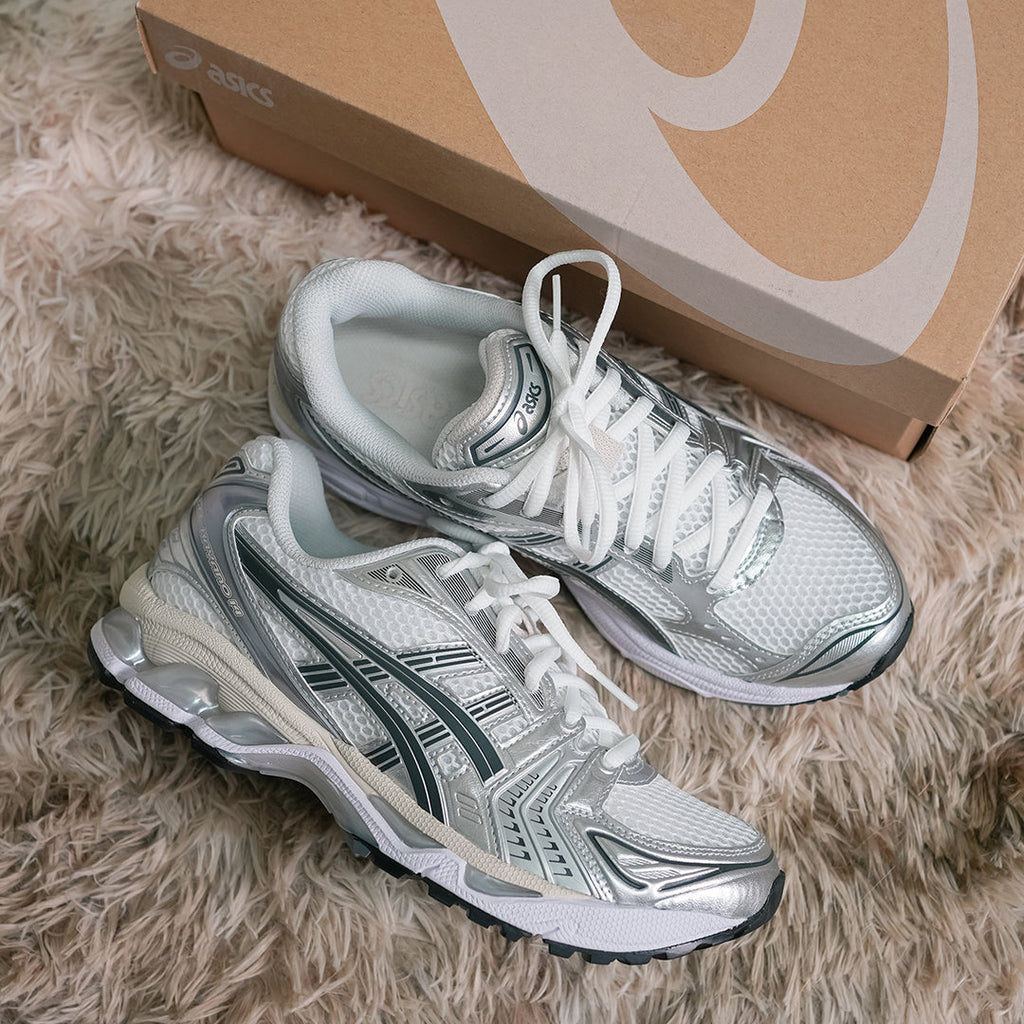 ASICS GEL-Kayano 14 “White Graphite Grey” — outsole tread pattern